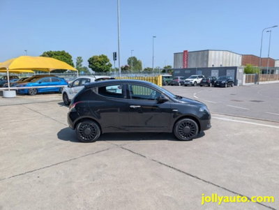 Lancia Ypsilon 1.0 FireFly 5 porte S&S Hybrid Ecochic A. Ferretti (4)