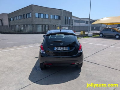 Lancia Ypsilon 1.0 FireFly 5 porte S&S Hybrid Ecochic A. Ferretti (6)