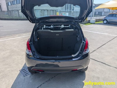 Lancia Ypsilon 1.0 FireFly 5 porte S&S Hybrid Ecochic A. Ferretti (7)