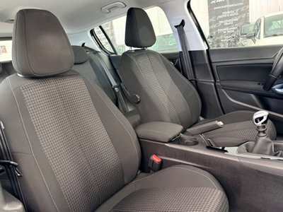Peugeot 308 BlueHDi 130 S&S Active (19)
