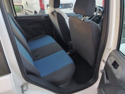 Fiat Panda 1.2 Dynamic GPL (4)