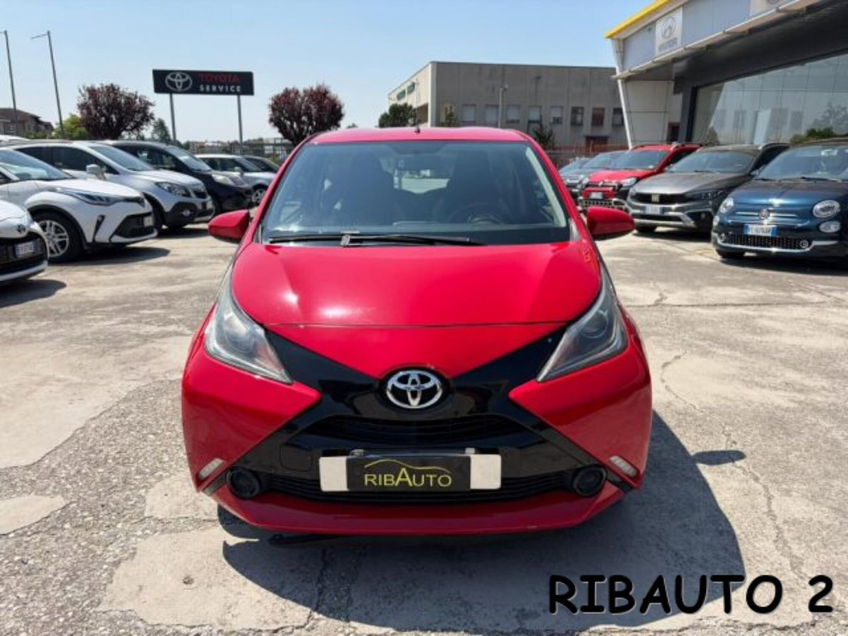 Toyota Aygo 1.0 VVT-i 69 CV 3 porte x-clusiv (5)