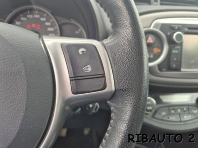 Toyota Yaris 1.0 5 porte Active (15)