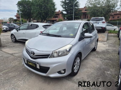 Toyota Yaris 1.0 5 porte Active (3)