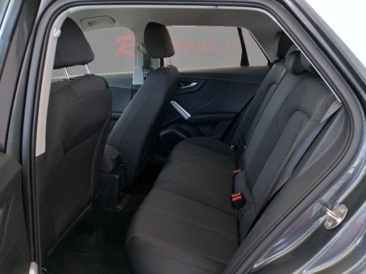 Audi Q2 Q2 35 TFSI S tronic S line Edition (16)