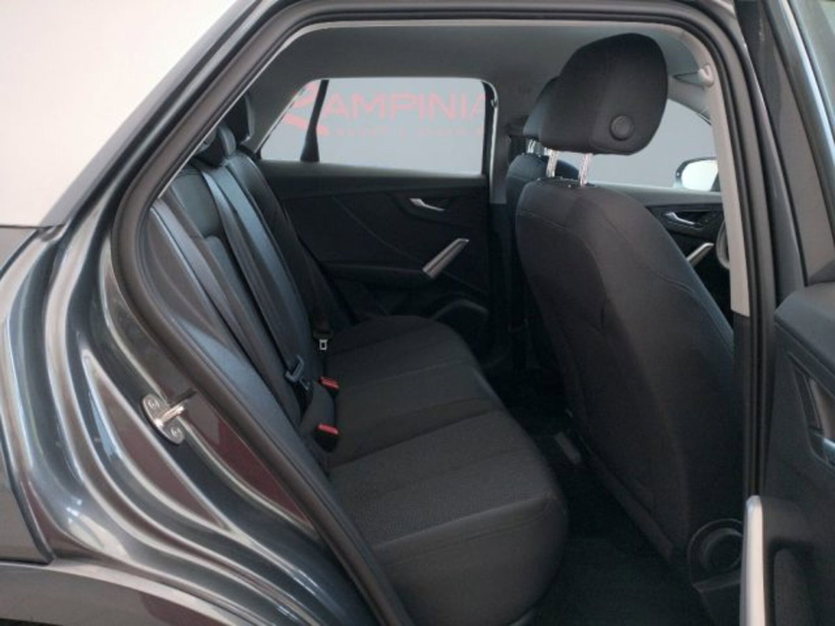 Audi Q2 Q2 35 TFSI S tronic S line Edition (17)