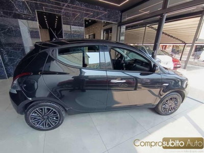 Lancia Ypsilon 1.0 FireFly 5 porte S&S Hybrid Gold Plus (6)