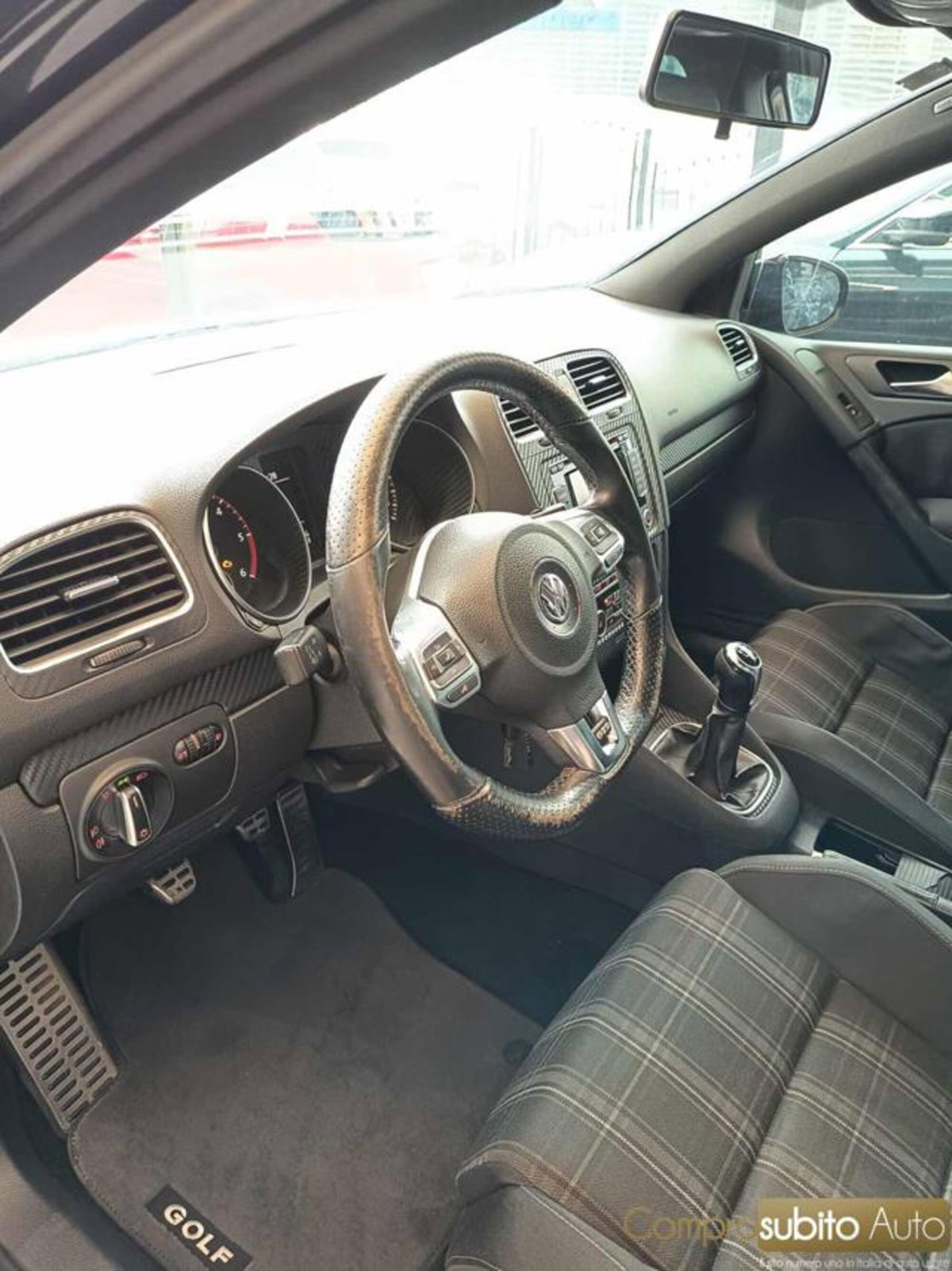 Volkswagen Golf 2.0 TDI 170CV DPF 5p. GTD (20)
