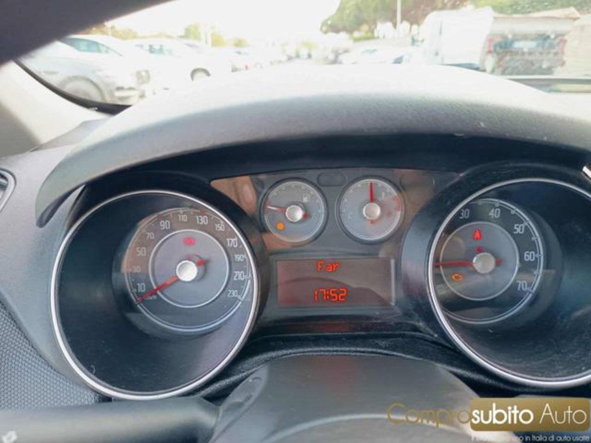 Fiat Punto 1.2 8V 5 porte Lounge (12)