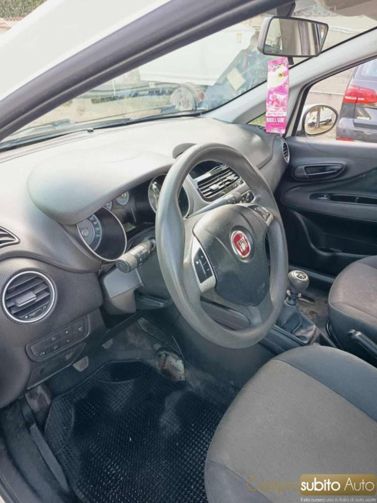 Fiat Punto 1.2 8V 5 porte Lounge (20)