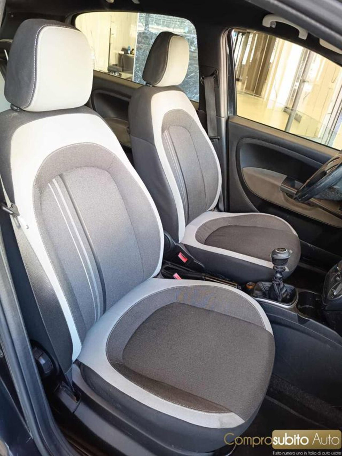 Fiat Grande Punto 1.3 MJT 75 CV 5 porte Dynamic (15)