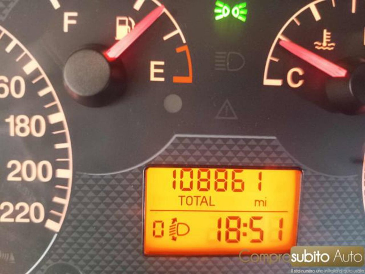 Fiat Grande Punto 1.3 MJT 75 CV 5 porte Dynamic (19)