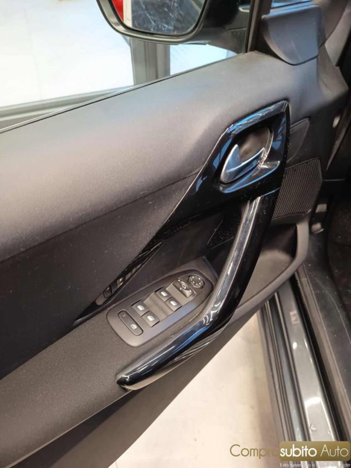 Peugeot 208 HDi 68 CV 5 porte Access (12)