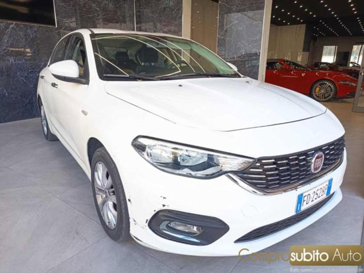 Fiat Tipo Station Wagon Tipo 1.4 T-Jet 120CV GPL SW Lounge (2)
