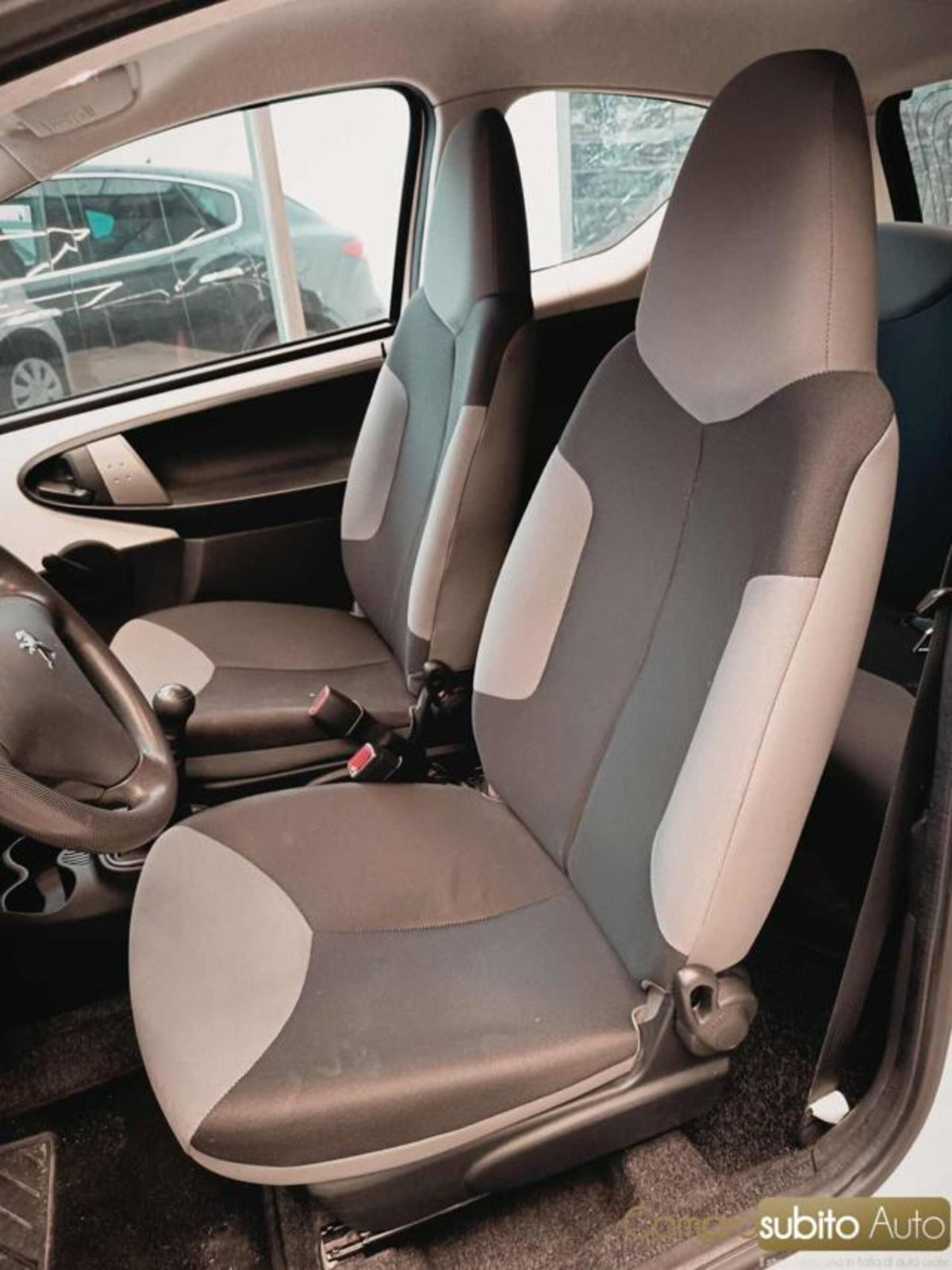 Peugeot 107 68CV 3p. Active (11)