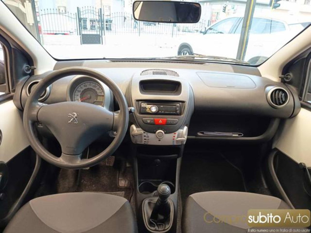 Peugeot 107 68CV 3p. Active (17)