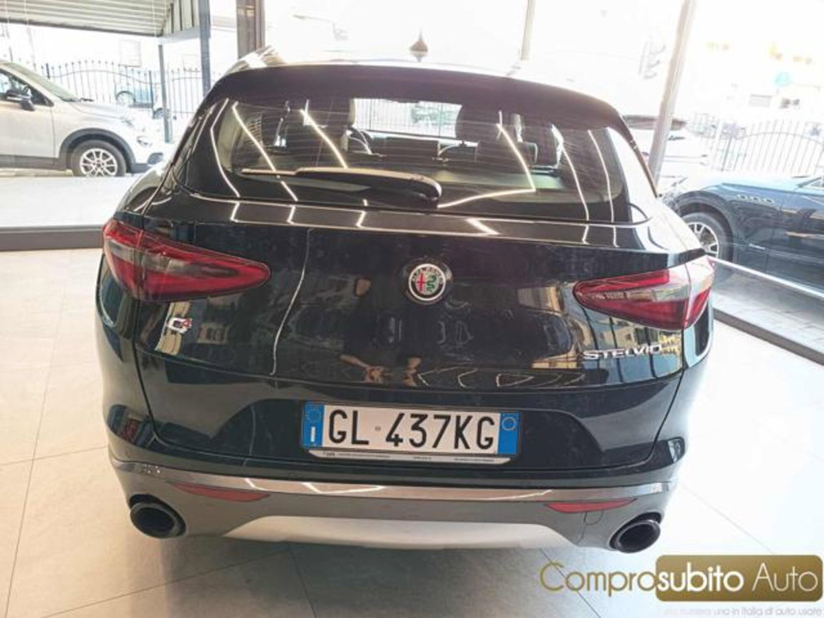 Alfa Romeo Stelvio Stelvio 2.2 Turbodiesel 210 CV AT8 Q4 Veloce (9)