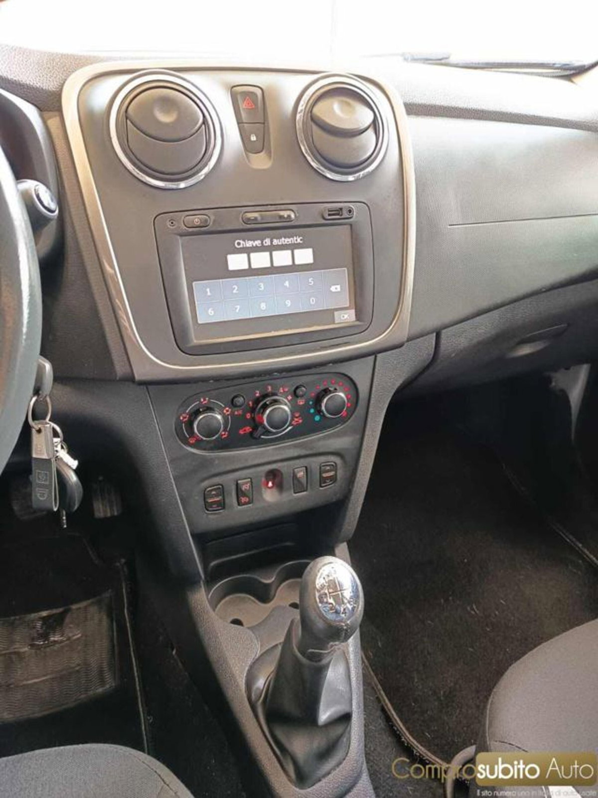 Dacia Sandero Stepway 0.9 TCe 12V 90 CV Start&Stop (13)