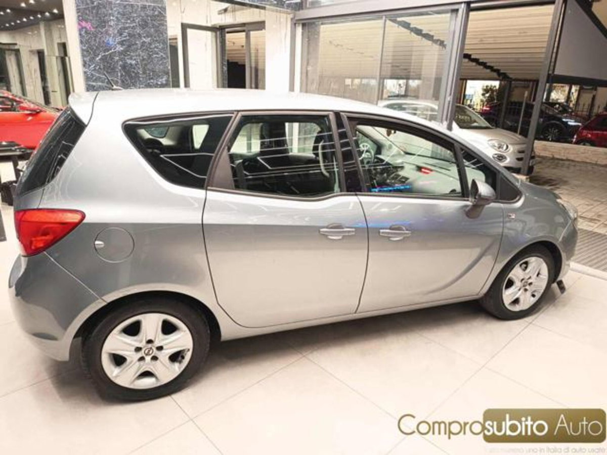 Opel Meriva 1.4 100CV Cosmo (6)