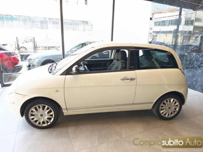 Lancia Ypsilon 1.2 69 CV Diva (4)