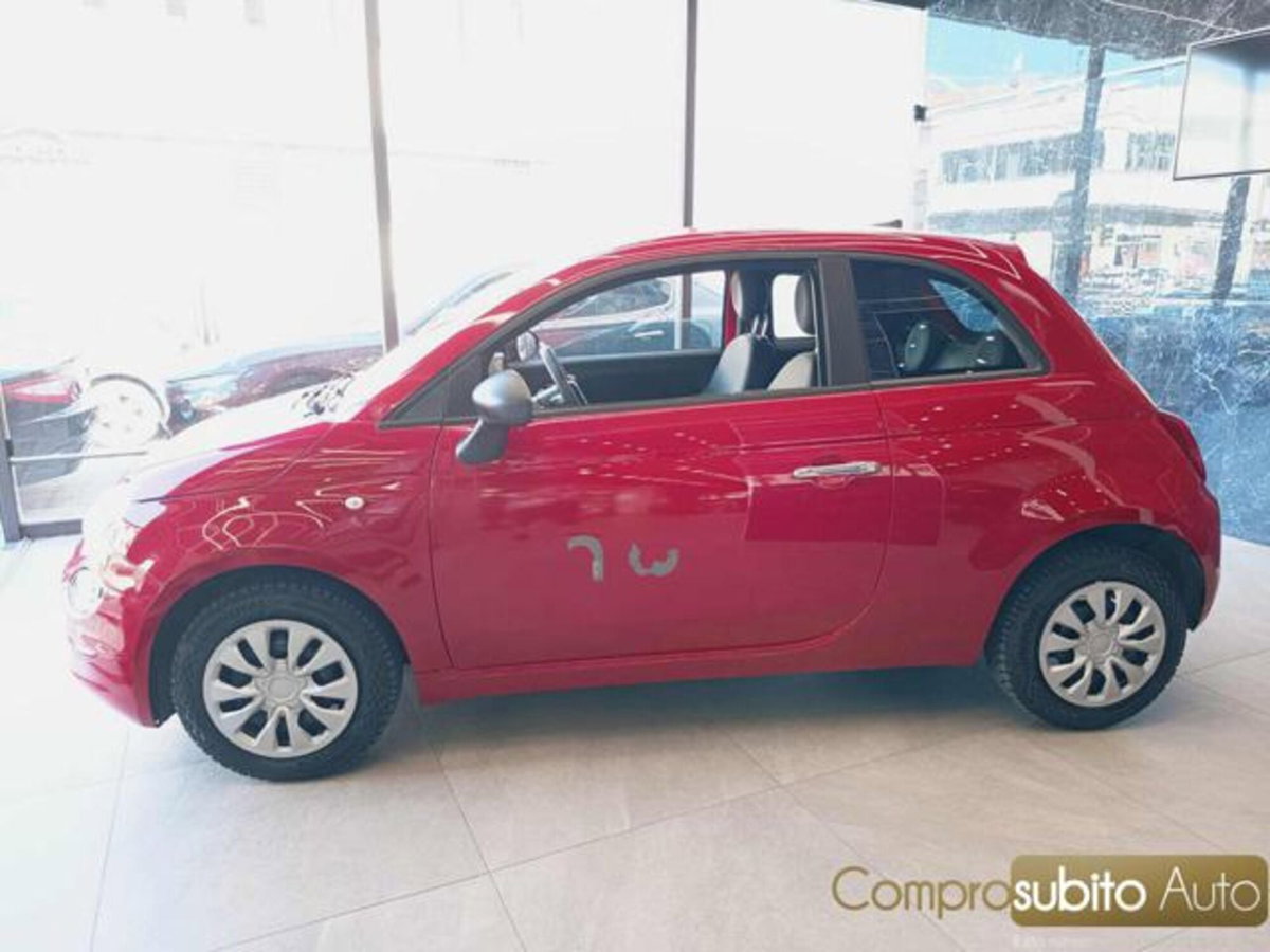 Fiat 500 1.0 Hybrid Red (7)