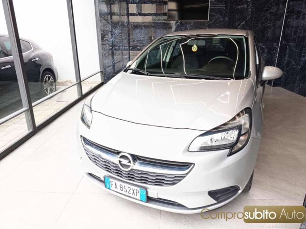 Opel Corsa 1.2 5 porte Edition (2)