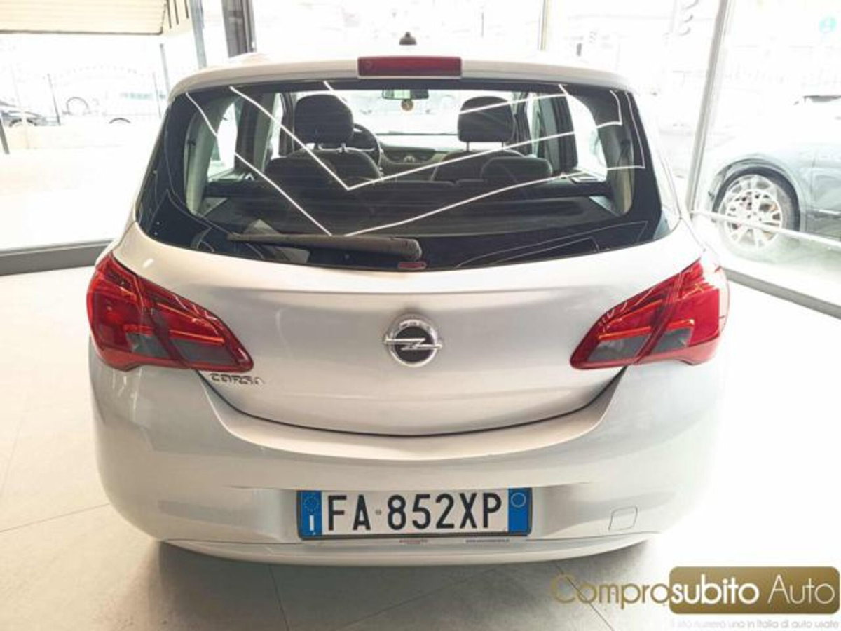 Opel Corsa 1.2 5 porte Edition (5)