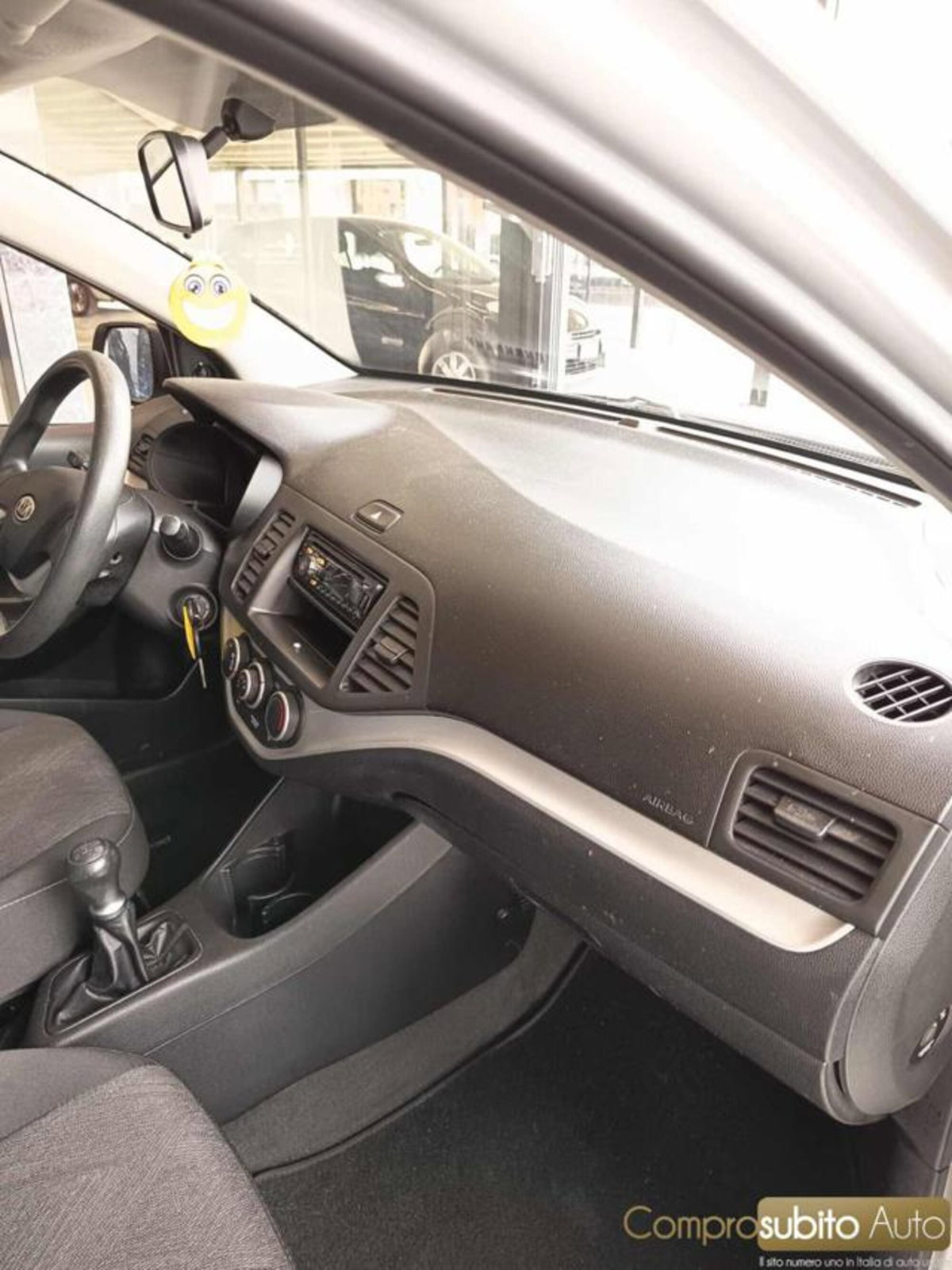 Kia Picanto 1.0 12V 5 porte City (13)