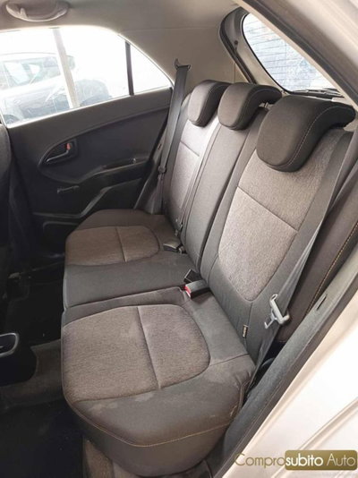 Kia Picanto 1.0 12V 5 porte City (9)