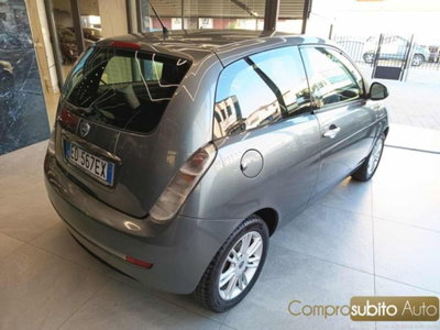 Lancia Ypsilon 1.3 MJT 75 CV Diva (5)