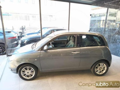 Lancia Ypsilon 1.3 MJT 75 CV Diva (6)