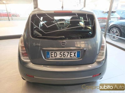 Lancia Ypsilon 1.3 MJT 75 CV Diva (8)