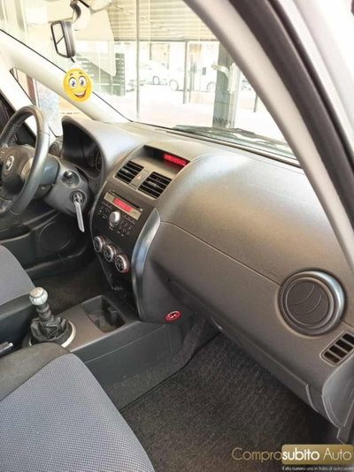 Fiat Sedici 1.9 MJT 4x4 Dynamic (18)