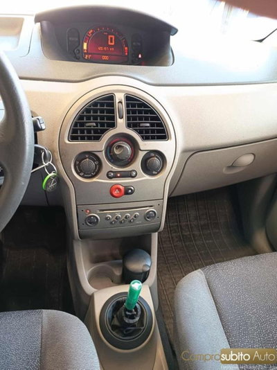 Renault Modus 1.2 16V Luxe Dynamique (8)