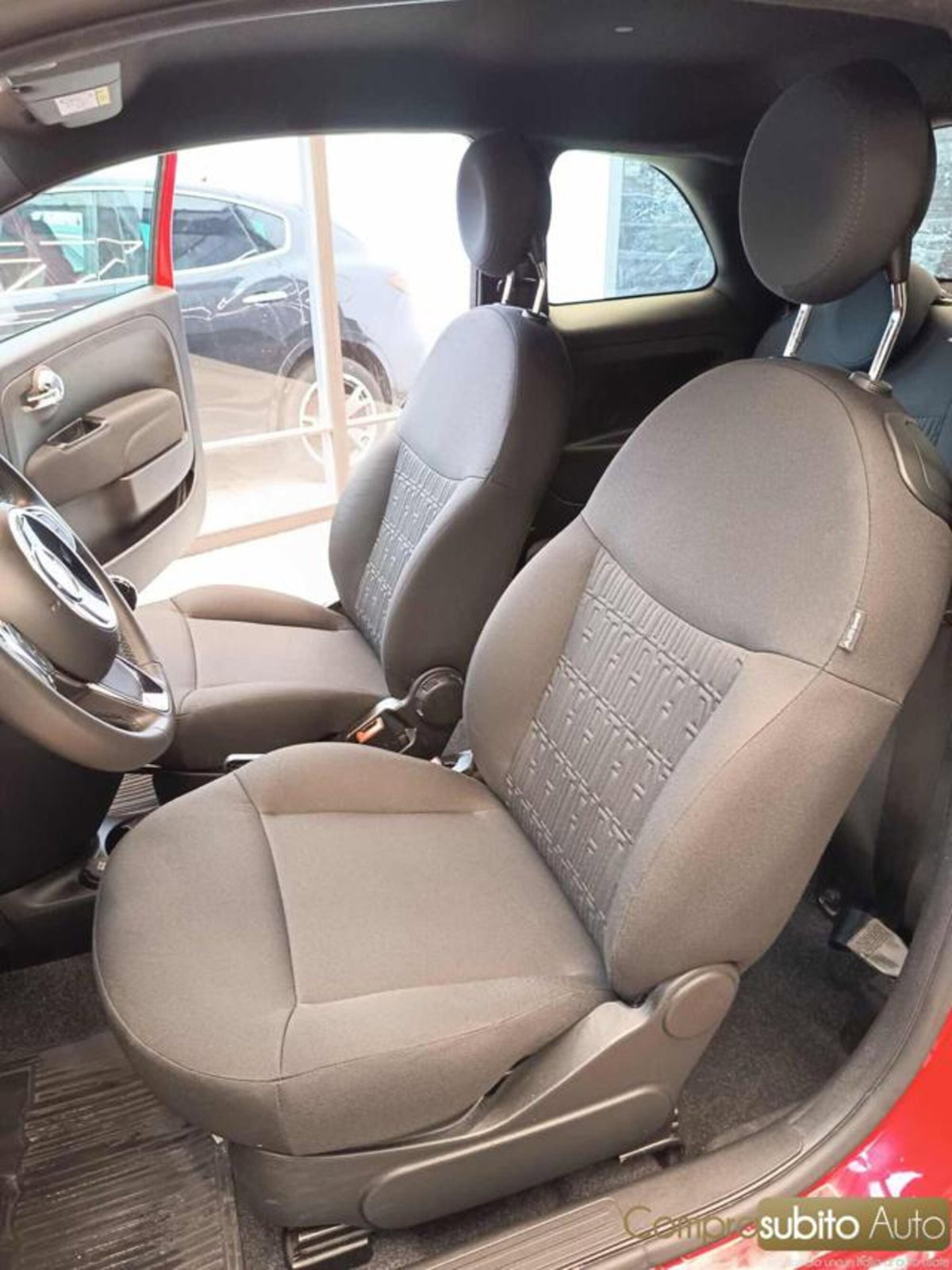 Fiat 500 1.0 Hybrid Red (14)