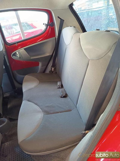 Peugeot 107 68CV 5p. Desir (17)