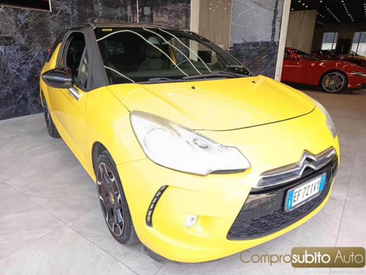 Ds DS 3 Coupé DS 3 1.4 VTi 95 CMP-5 Chic (2)