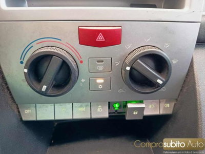 Lancia Ypsilon 1.4 E-Collection Ecochic GPL (15)