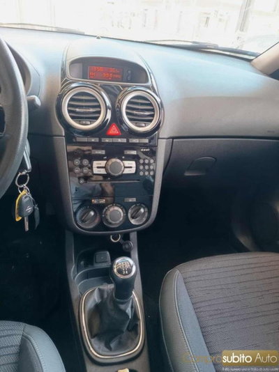 Opel Corsa 1.2 85CV 5 porte GPL-TECH Edition (12)