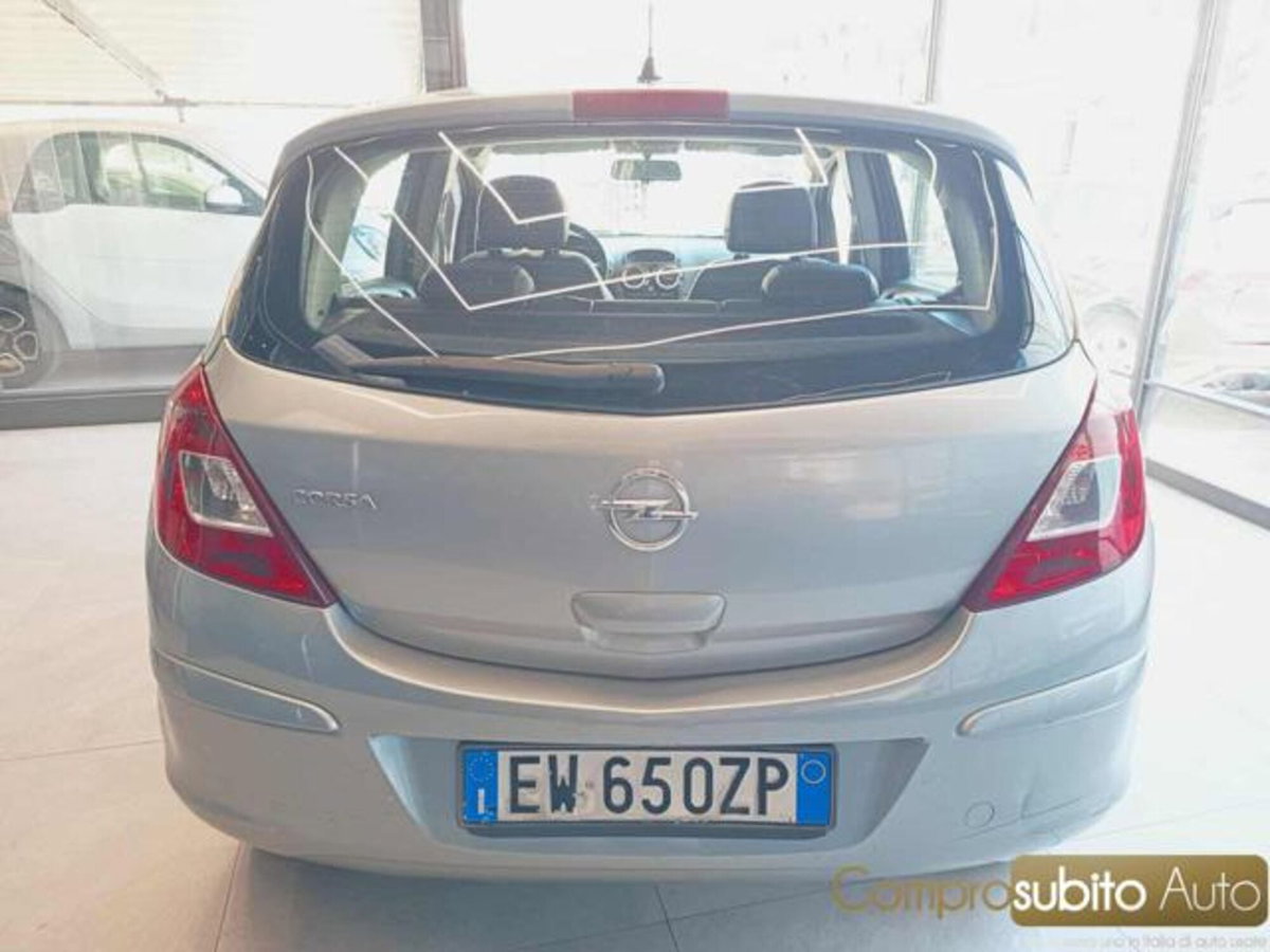 Opel Corsa 1.2 85CV 5 porte GPL-TECH Edition (6)