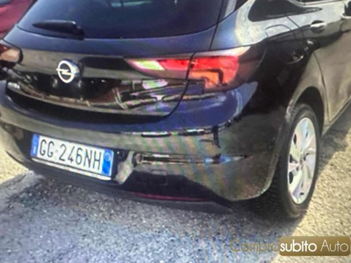 Opel Astra 1.5 CDTI 105 CV S&S 5 porte Business Elegance (3)