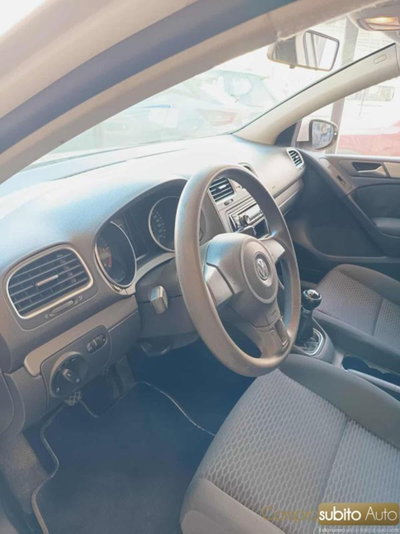 Volkswagen Golf 1.6 TDI DPF 5p. Comfortline (14)