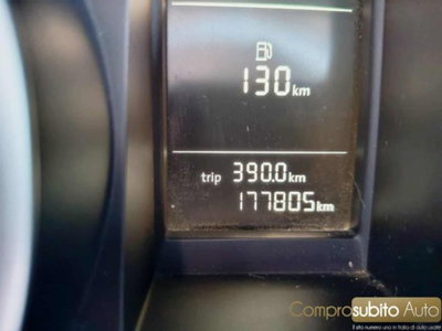 Volkswagen Golf 1.6 TDI DPF 5p. Comfortline (18)