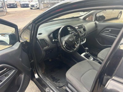 Kia Rio 1.1 CRDi 5p. Cool (6)
