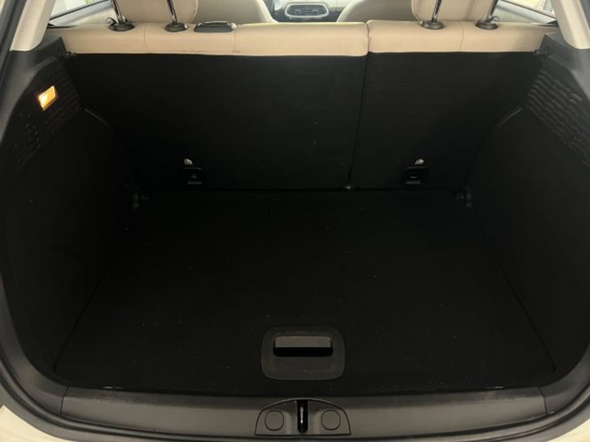 Fiat 500X 1.6 MultiJet 120 CV Lounge (13)