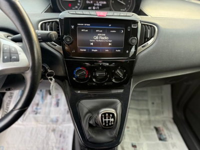 Lancia Ypsilon 1.0 FireFly 5 porte S&S Hybrid Gold Plus (15)