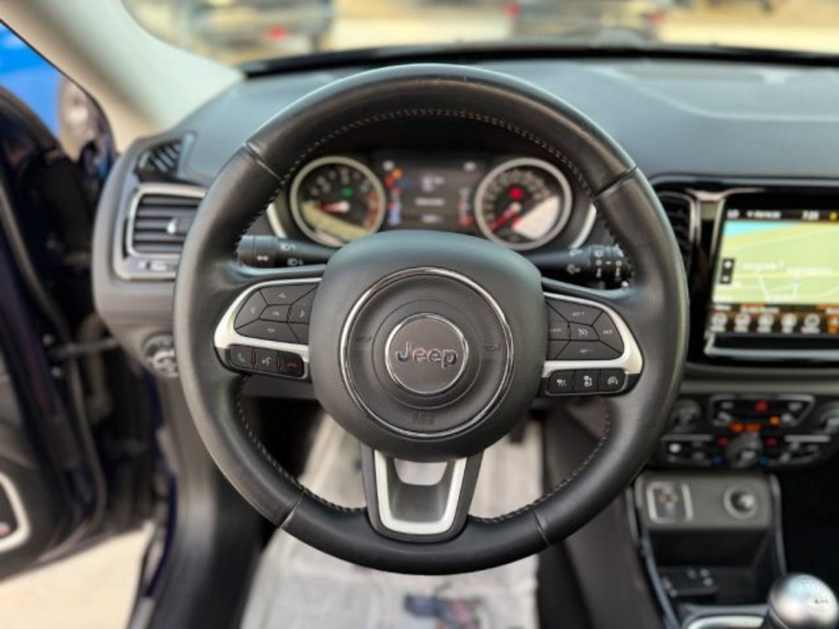 Jeep Compass 1.6 Multijet II 2WD Limited (17)