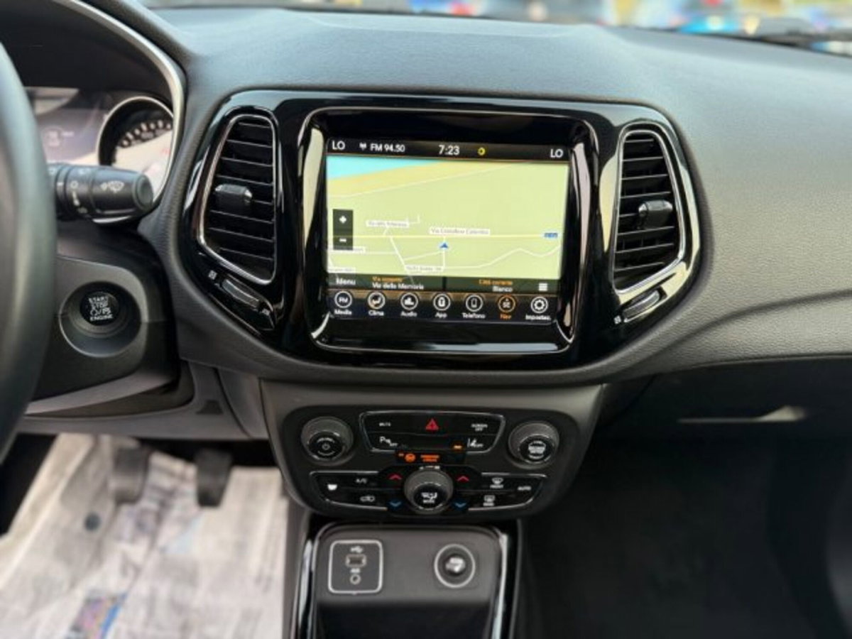 Jeep Compass 1.6 Multijet II 2WD Limited (18)
