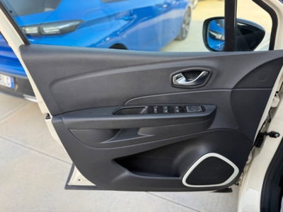 Renault Captur 1.5 dCi 8V 90 CV EDC Energy R-Link (12)