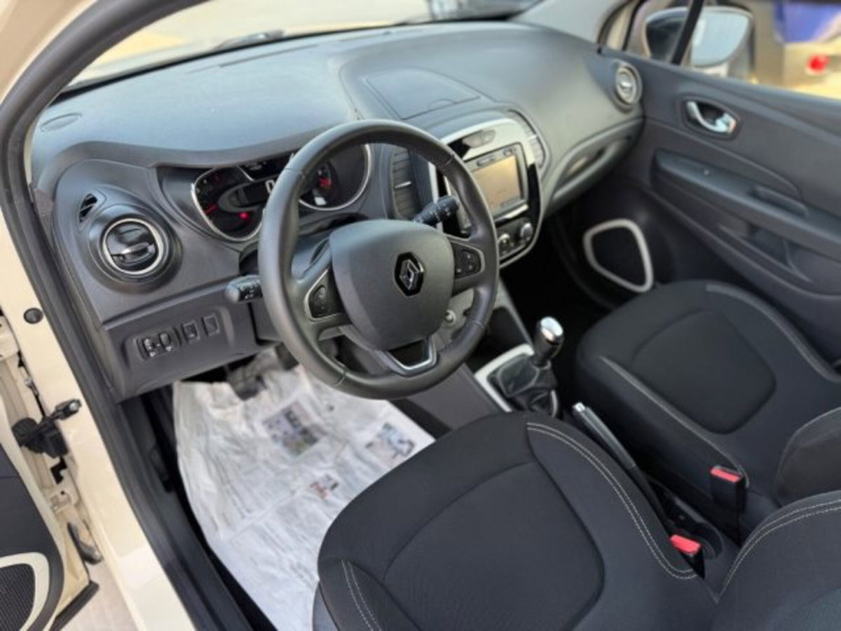 Renault Captur 1.5 dCi 8V 90 CV EDC Energy R-Link (14)
